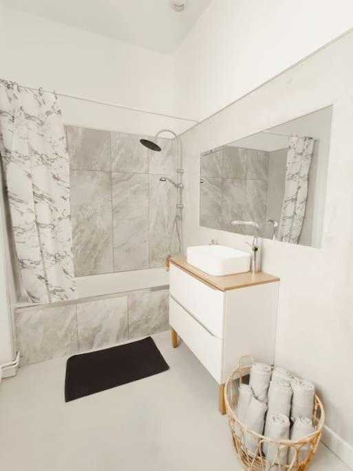 Appartement Carcassonnais Avec Parking Каркассонн Екстер'єр фото